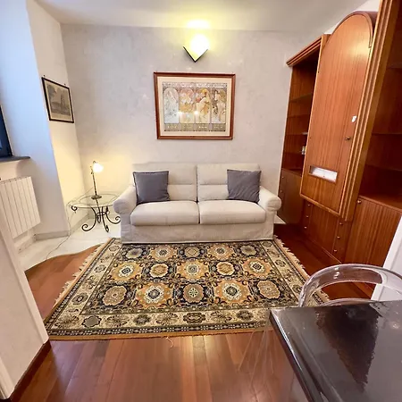 Appartamento Belvedere House *